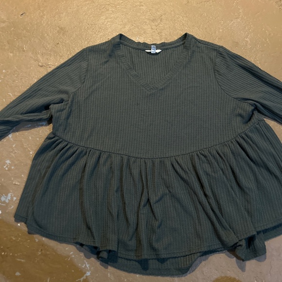 Green Waffle Top - Picture 1 of 2